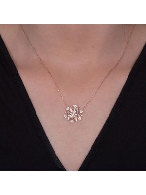 925 Gümüş Kar Tanesi Çiçeçiğim 925 Ayar Gümüş Kolye