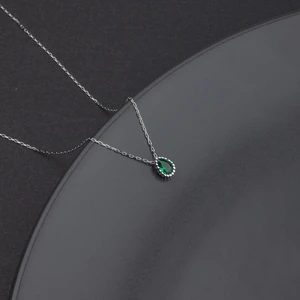 Ravza Gümüş 925 Ayar Gümüş Zümrüt Taşlı Damla Kolye