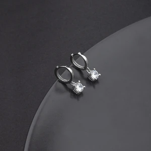 Ravza Gümüş 925 Ayar Gümüş Tek Taş Sallantılı Küpe