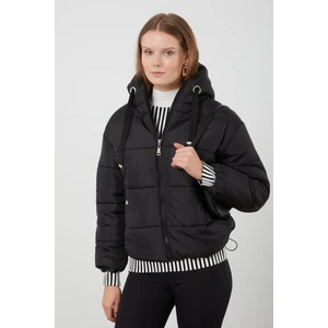 Tena Moda Kadın Siyah Kapüşonlu Anorak Yanları Stoplu Mont