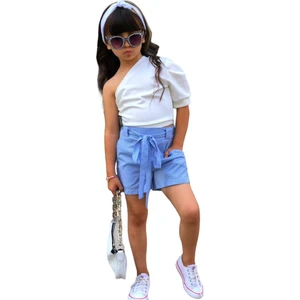 Quzucuk Kids Kız Çocuk Tek Omuzlu Bluz ve Mavi Şort Takımı