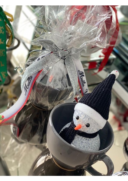 Yeni Yıl Yılbaşı Hediye Seti Işıklı Kardan Adam Dekorasyon Süs Büyük Porselen Kupa Fincan Kase Füme Siyah modelleri