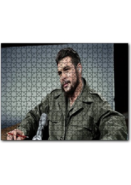 Che Guevara Yeşil Parkasıyla Radyo Konuğu 120 Parça Puzzle Yapboz Mdf (Ahşap)