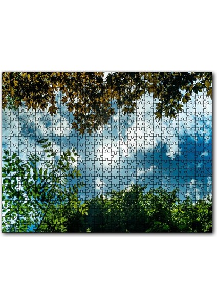 Sarı ve Yeşil Yapraklar Arasından Gökyüzü 255 Parça Puzzle Yapboz Mdf (Ahşap)
