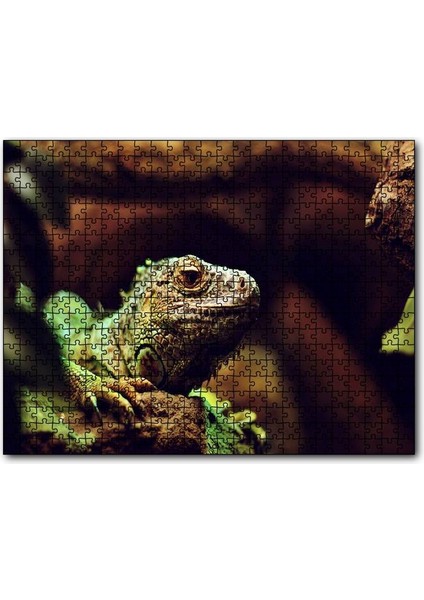 Iguana Yakın Plan Flu Arkaplan 120 Parça Puzzle Yapboz Mdf (Ahşap)