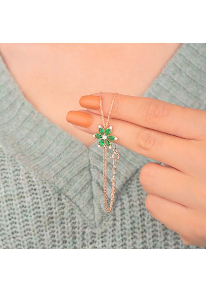 925 Ayar Gümüş Zümrüt Taşlı Nergis Çiçeği Bileklik fiyatları