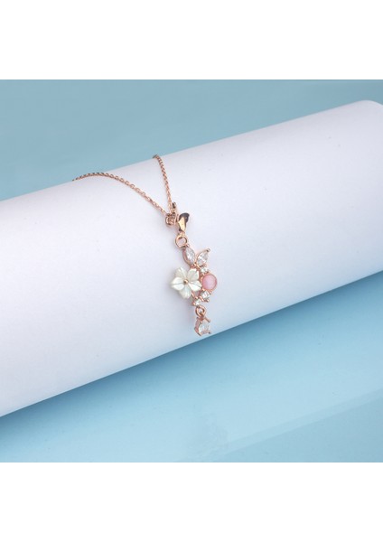 925 Ayar Gümüş Sallantılı Nergis Çiçeği Kolye