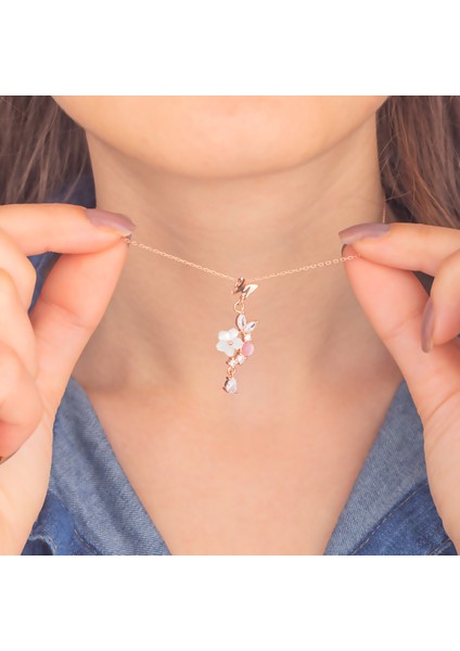 925 Ayar Gümüş Sallantılı Nergis Çiçeği Kolye fiyatları