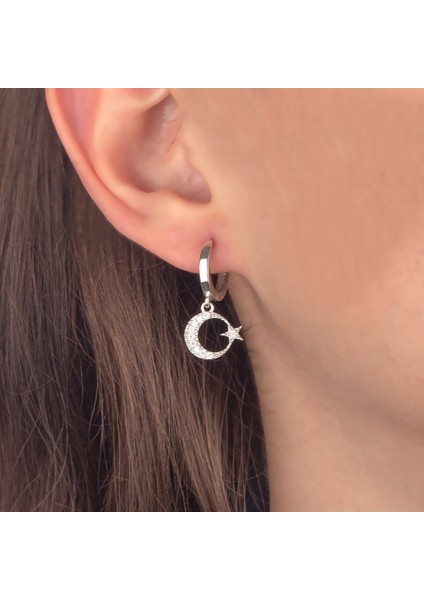 925 Ayar Gümüş Ay Yıldız Sallantılı Küpe modelleri