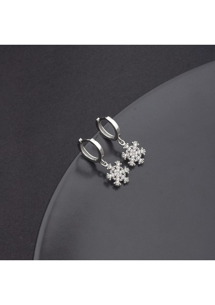 925 Ayar Gümüş Kar Tanesi Sallantılı Küpe