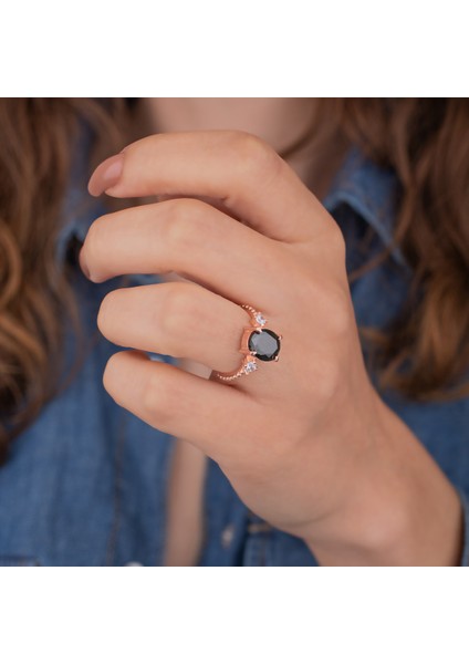 925 Ayar Gümüş Oniks Taşlı Nokta Kollu Yüzük modelleri