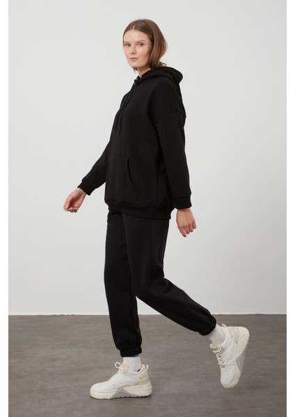 Tena Moda Kadın Siyah Üç İplik Kanguru Cepli Kapüşonlu Sweatshirt indirimleri