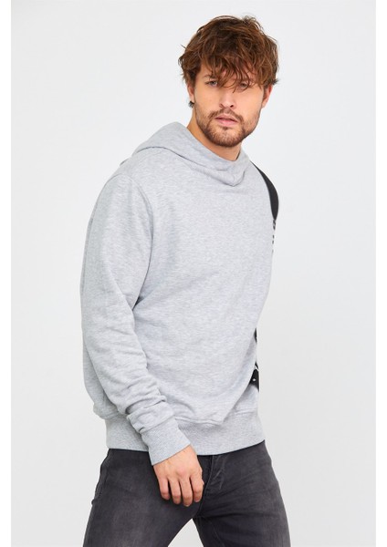 Erkek Kapüşonlu Sweatshirt indirimleri