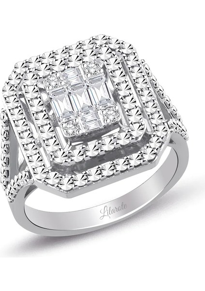 0.47 Ct Kalemli Tasarım Baget Kare Tektaş Yüzük