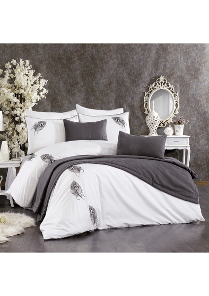 Collection 9 Parça Pamuklu Kadife Runner Örtülü Nakışlı Penna Nevresim Takımı