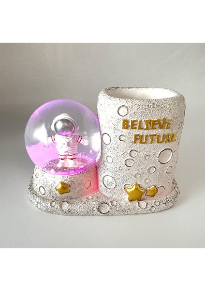 Astronot Kalemlik ve Kar Küresi Işıklı modelleri