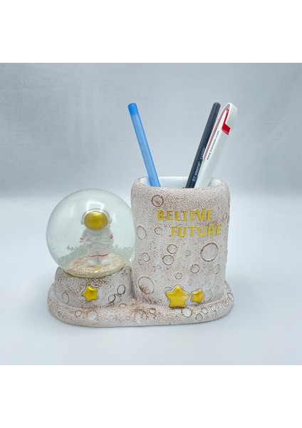 Astronot Kalemlik ve Kar Küresi Işıklı fırsatları