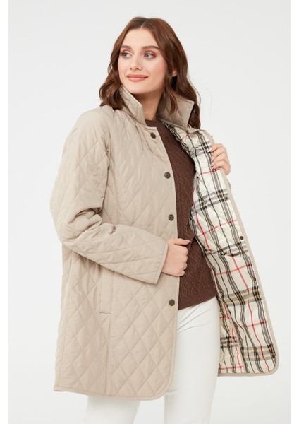 Kadın Kapitone Ceket Bej modelleri