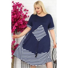 Eteği Asimetrik ve Bloklu Kare Cepli Kısa Kol Dökümlü Elbise