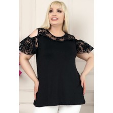 Omuz Dekolteli Katlı Kol ve Göğsü Dantelli Kısa Kol Dökümlü Tunik