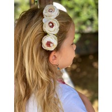 Queen Beyaz Krem Rengi Şeffaf Taraklı Yapay Çiçekli Taşlı Tarak Toka