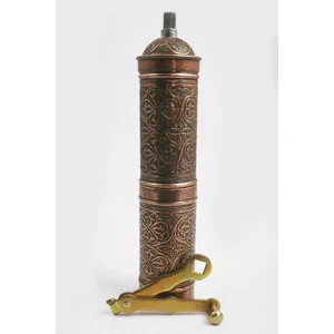 Çanak Sepeti Döküm Uzun Karabiber Değirmeni Kahverengi