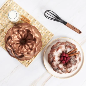 Peony Döküm Kek Kalıbı