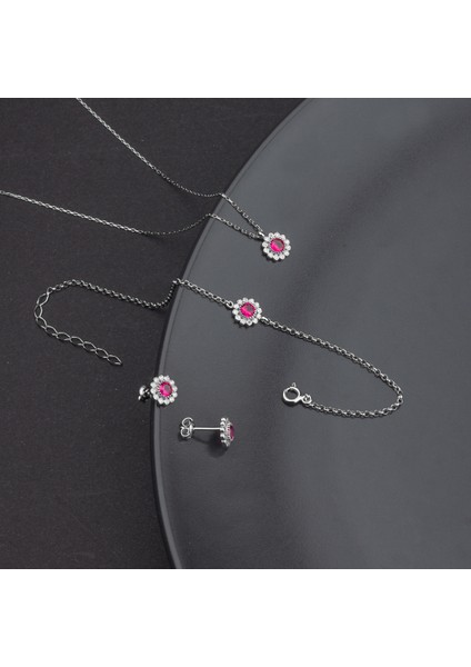 925 Ayar Gümüş Yakut Taşlı Papatya Takı Seti fiyatları