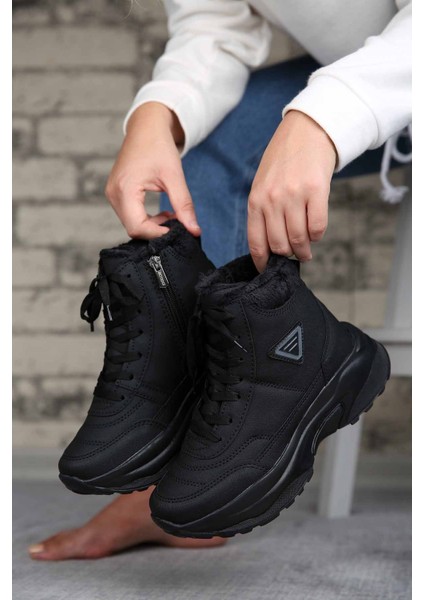 Ladypark Bağcıklı Fermuarlı Kalın Taban Kadın Günlük Spor Bot