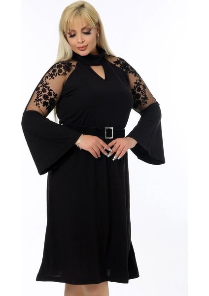 Göğüs Dekolteli Kolu Dantel ve Volanlı Kemerli Elbise modelleri