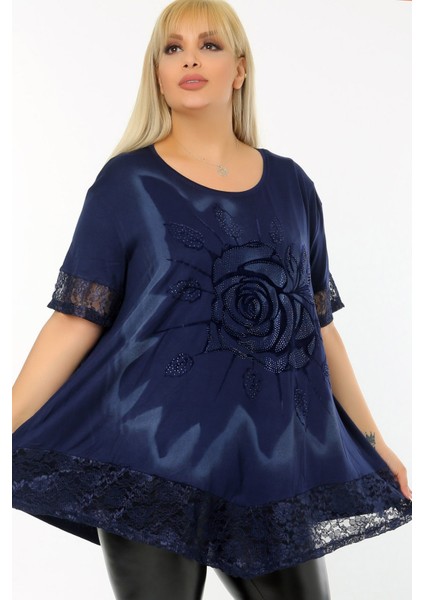 Flok Baskılı Gül Motifli Etek ve Kol Ucu Dantelli Kısa Kol Bluz modelleri