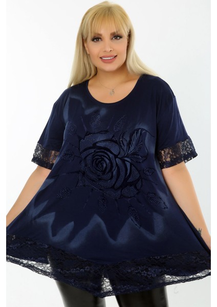 Flok Baskılı Gül Motifli Etek ve Kol Ucu Dantelli Kısa Kol Bluz indirimleri