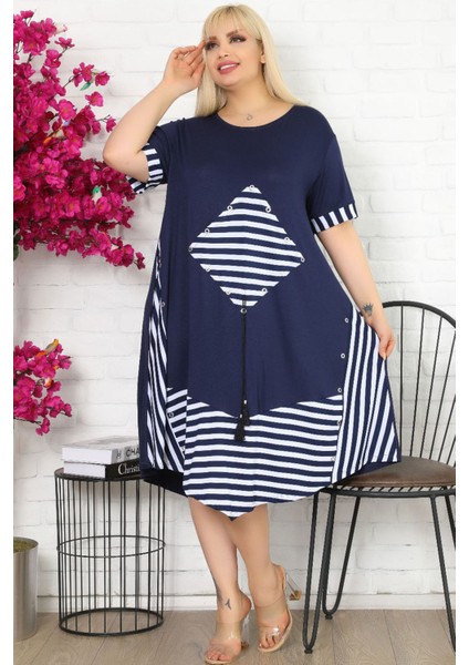 Eteği Asimetrik ve Bloklu Kare Cepli Kısa Kol Dökümlü Elbise modelleri