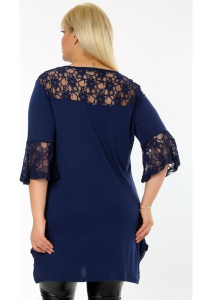 Önü Taş Baskılı Dantel Detaylı V Yaka Kısa Kol Yırtmaçlı Tunik fırsatları