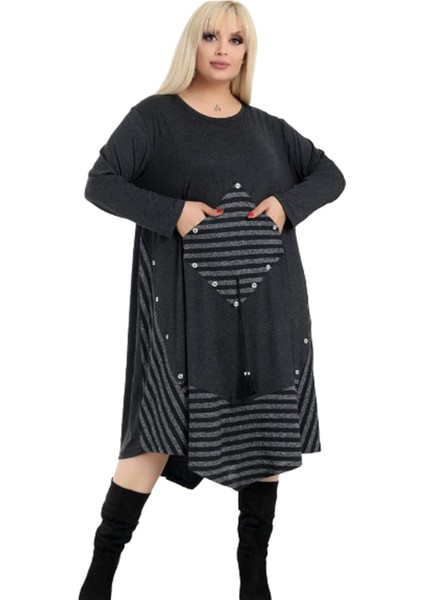 Eteği Asimetrik ve Bloklu Kare Cepli Uzun Kol Dökümlü Elbise indirimleri