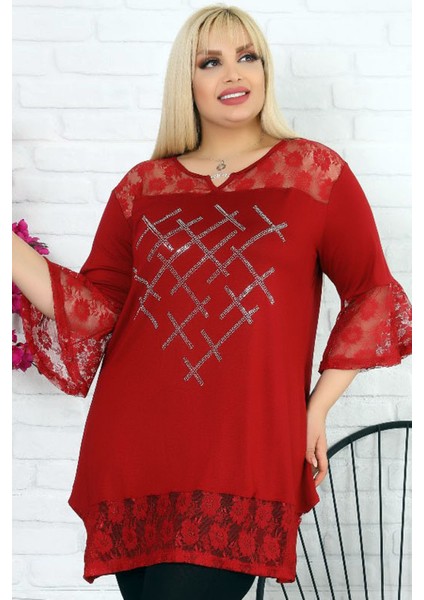 Önü Taş Baskılı Dantel Detaylı V Yaka Kısa Kol Yırtmaçlı Tunik fiyatları