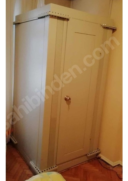 Istanbul 4 Kişilik Deprem Kabini Enkaz Altında 1 Gün Yetecek Çi