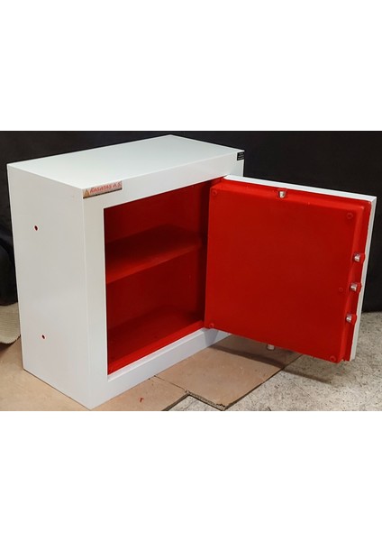 050DASH Elektronik Şifreli ve Anahtarlı Ankastre Gömme Duvar Kasa