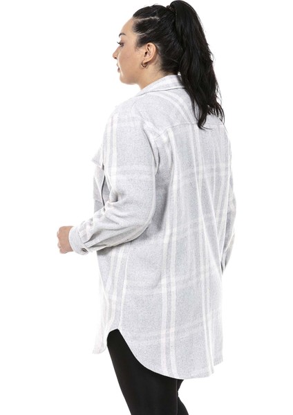 Büyük Beden Cepli Yanları Yırtmaçlı Ekoseli Gri Ceket Gömlek indirimleri