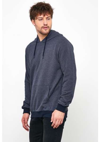 Erkek Lacivert Bisiklet Yaka Nakış Detaylı  Regular Fit Sweatshirt