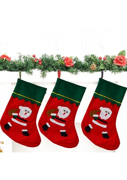 Yeni Yıl Çam Ağacı ve Şömine Dekoru Noel Baba Hediyelik Çorap