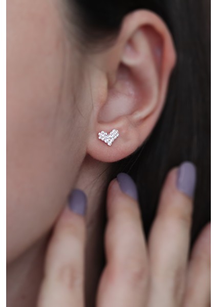 Kadın Kalp Tasarım Zirkon Taşlı 925 Ayar Gümüş Küpe