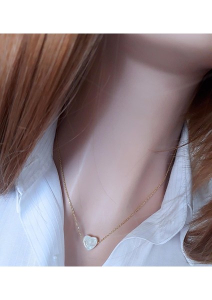 Beyaz Kalp Resin Taş Kolye _14K Altın Kapl.