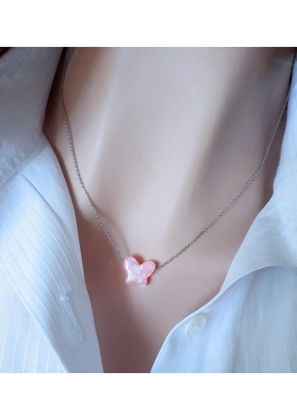 Pembe Kelebek Resin Taş Kolye modelleri