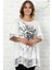Etek ve Kol Ucu Dantelli Flok Baskılı Gül Motifli Kısa Kol Tunik 3