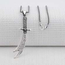 Takıhan Zülfikar Kılıç Tasarımlı Beyaz Taşlı 925 Ayar Gümüş Kolye