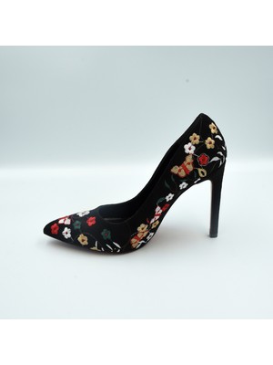 Siyah Renkli Çiçek Desenli Stiletto Ayakkabı