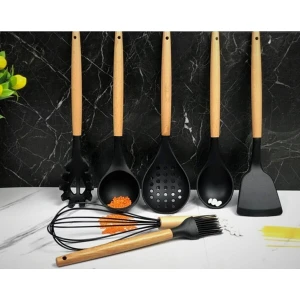 7 Parça Bambu Saplı Silikon Kepçe Spatula Mutfak Seti Siyah