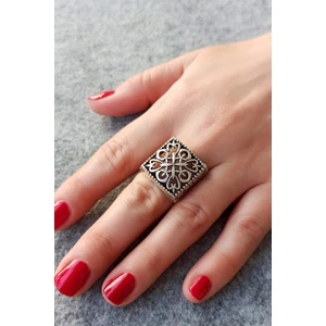 Fildişi Aksesuar Antik Gümüş Kaplama Motifli Kare Şekilli El Yapımı Ayarlanabilir Yüzük