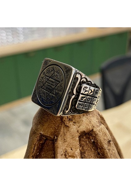 Mührü Süleyman Işlemeli Kenarları Ebced Hesabı 925 Ayar Erkek Gümüş Yüzük modelleri
